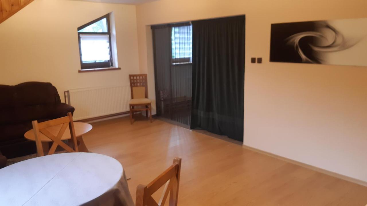 Budha Apartmá Jirikov  Esterno foto