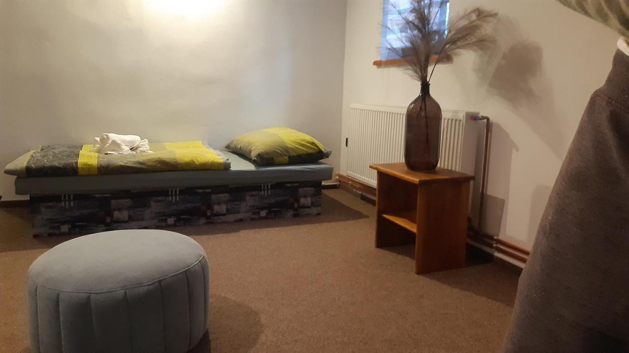 Budha Apartmá Jirikov  Esterno foto